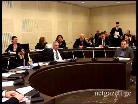 ხმალაძის კითხვები ბაღათურიას